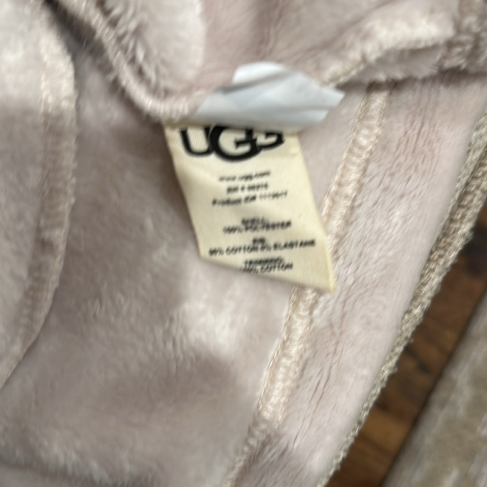 UGG medium house coat robe - Picture 5 of 5
